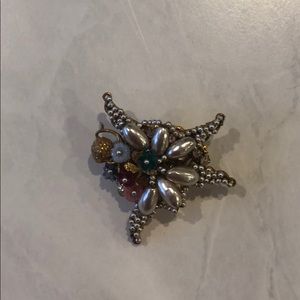 Rare Vintage William DeLilll Brooch